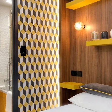 Hotel Montmorency&spa 3*