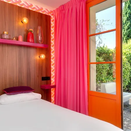 Hotel Montmorency & 3*