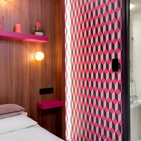 Montmorency & 3* Carcassonne
