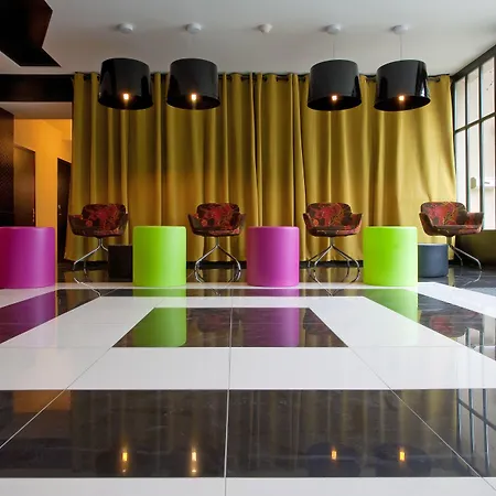 Montmorency & Carcasona