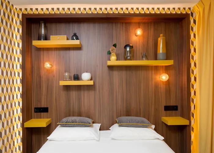 Montmorency & カルカソンヌ