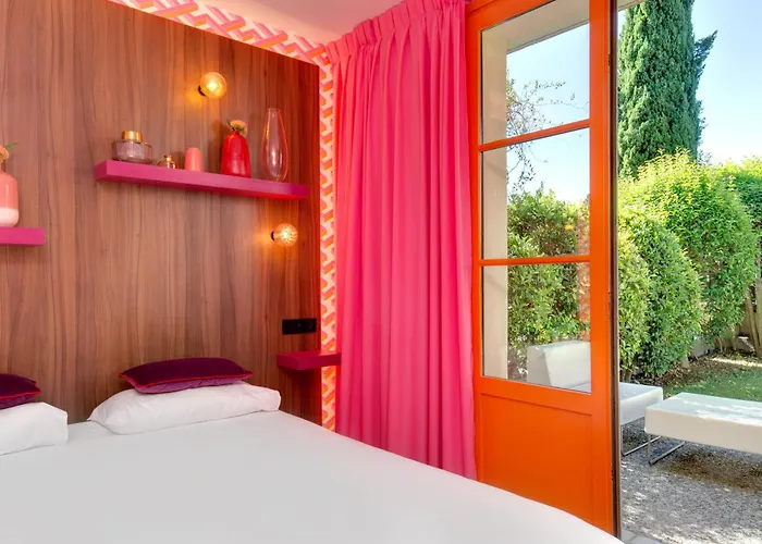 Hotel Montmorency & 3*