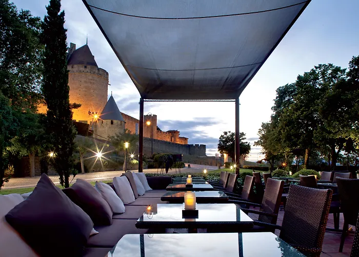 Montmorency & Hotel Carcassonne