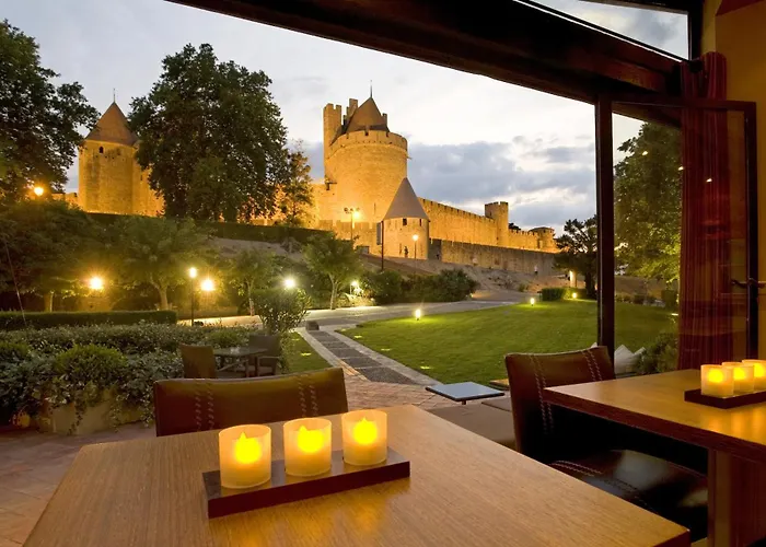 Montmorency & Hotel 3*