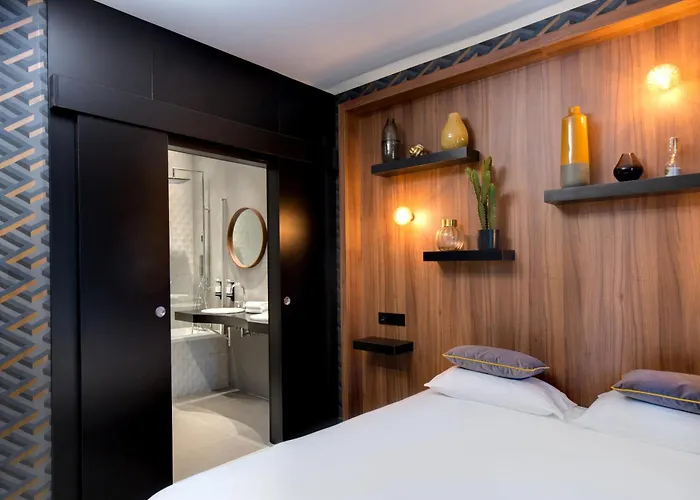 Hotel Montmorency & 3*