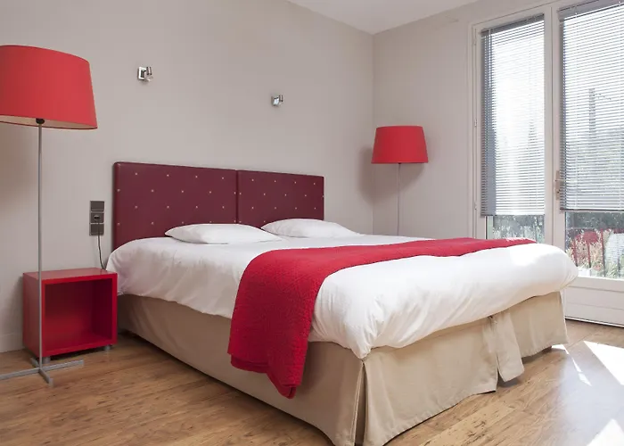 Montmorency & 3* Carcassonne