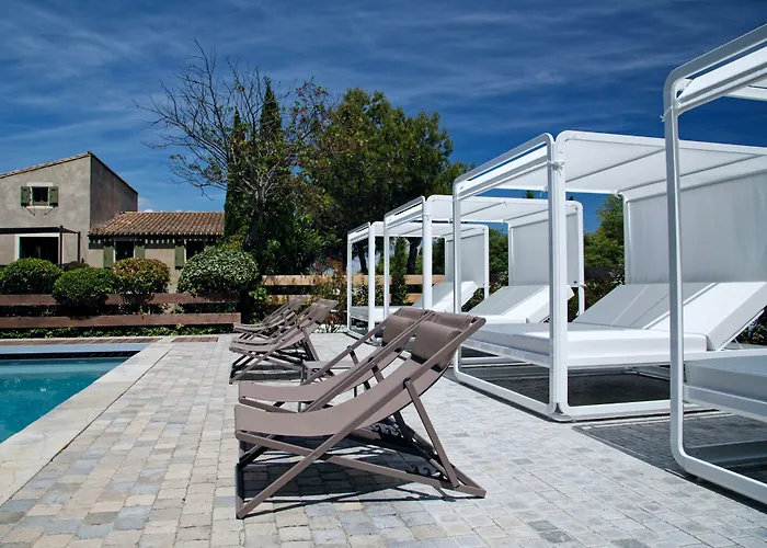 ホテル Montmorency & 3*