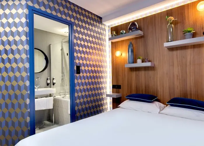 Hotel Montmorency & 3*